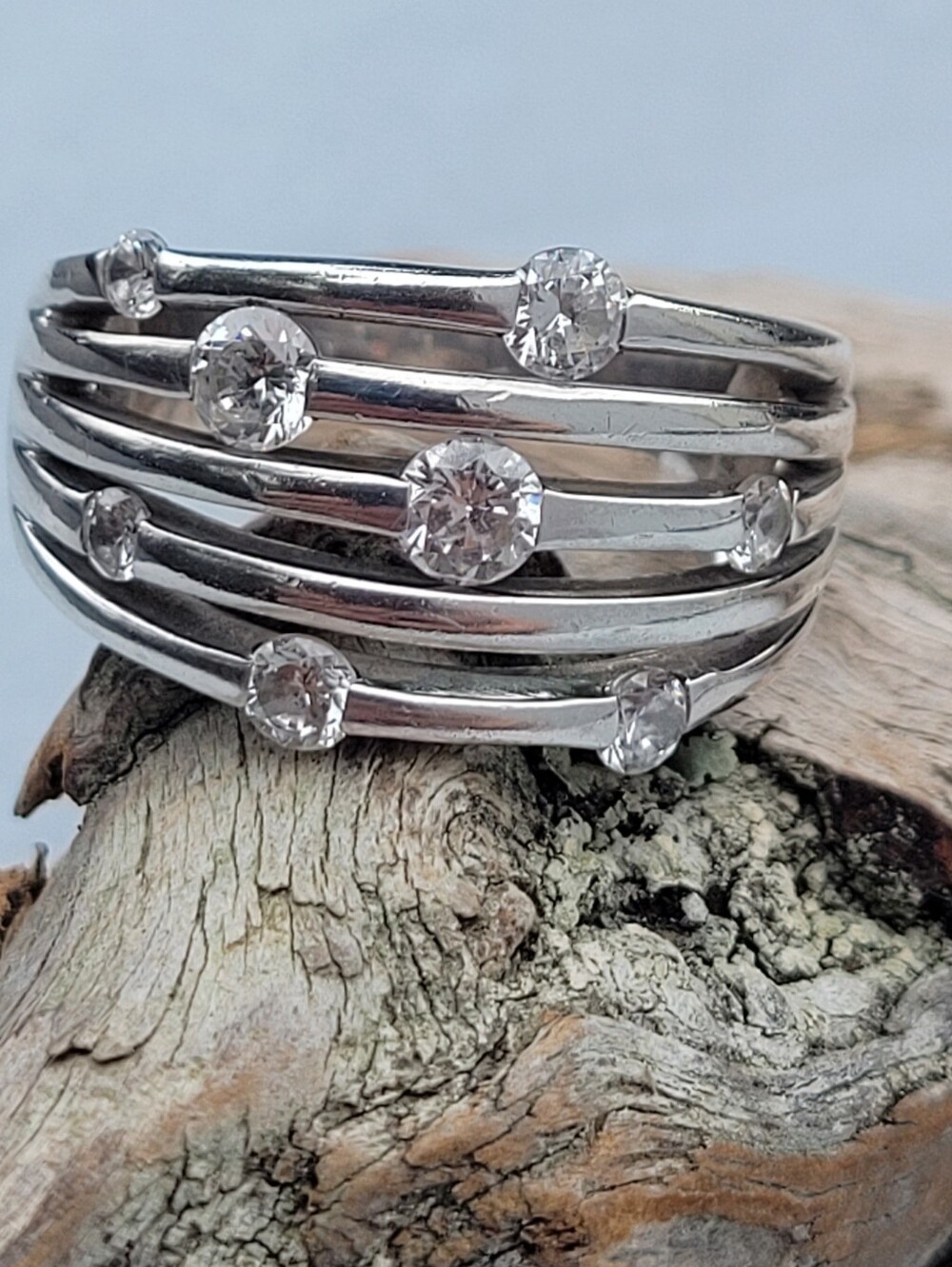 Sterling Silver & Cubic Zirconia BEAUTIFUL 6 3/4 Fits Like a 7- GORGEOUS!! ❤️💍